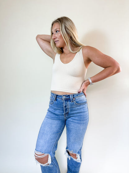 L&S Everyday V Neck Ribbed Crop Top