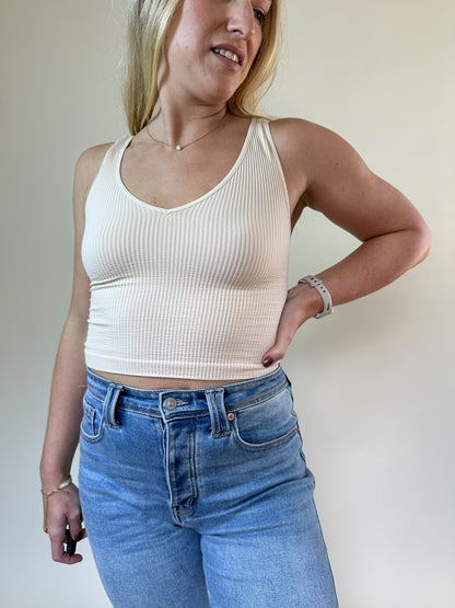 L&S Everyday V Neck Ribbed Crop Top